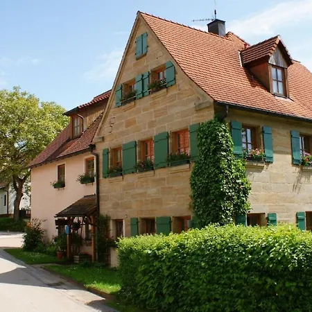 Ferienwohnung Fur 4 Personen 1 Kind Ca 68 M In Spalt, Bayern Franken Apartment *